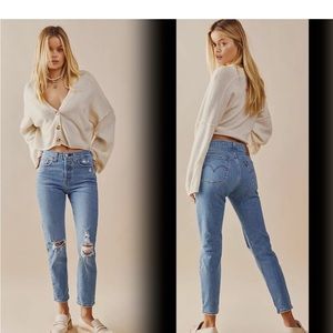 Levi's Big E Premium Wedgie Jeans Size 25 Distressed 100% Cotton